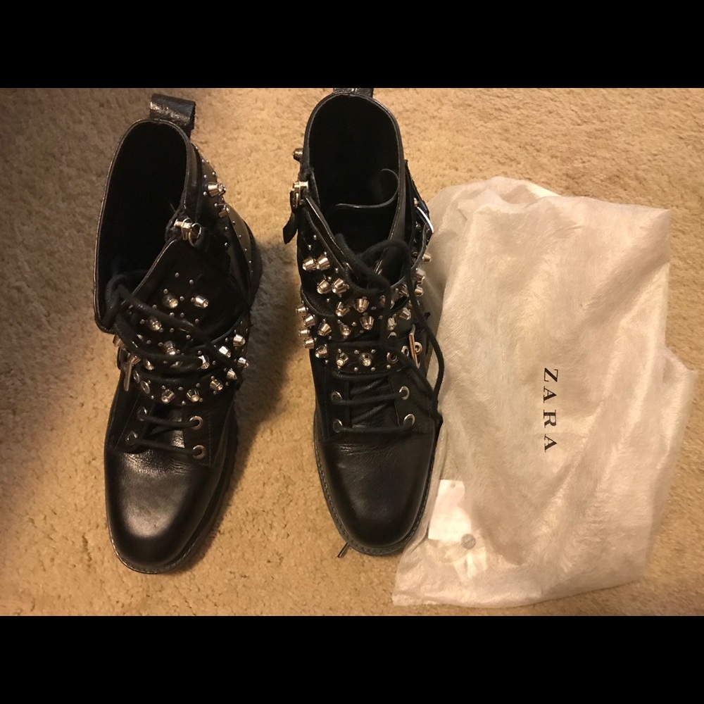 Women’s Zara Boots